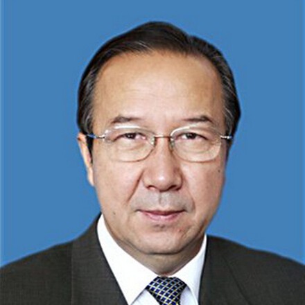 阿扎提·苏里坦